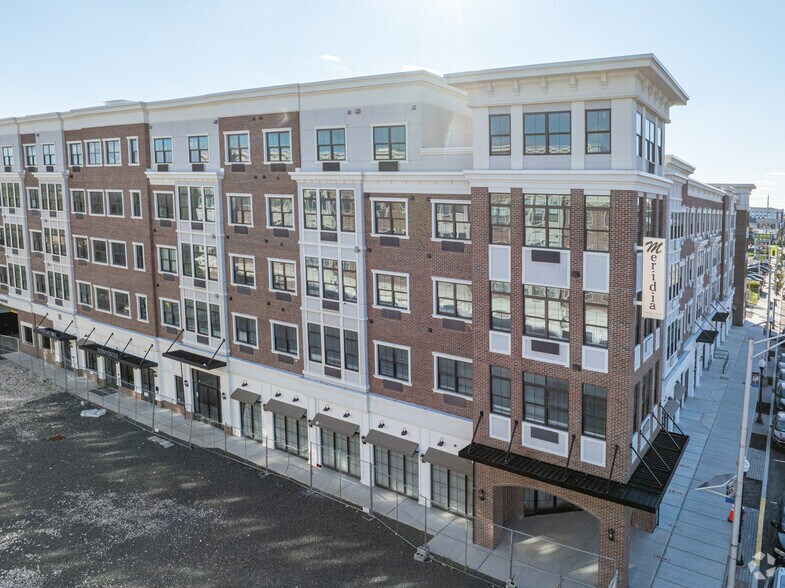 10 W Westfield Ave W, Roselle Park, NJ à louer - Photo du bâtiment - Image 2 de 67