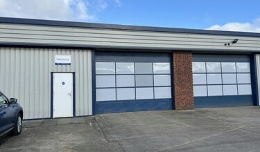 Fircroft Way, Edenbridge for lease Building Photo- Image 1 of 4