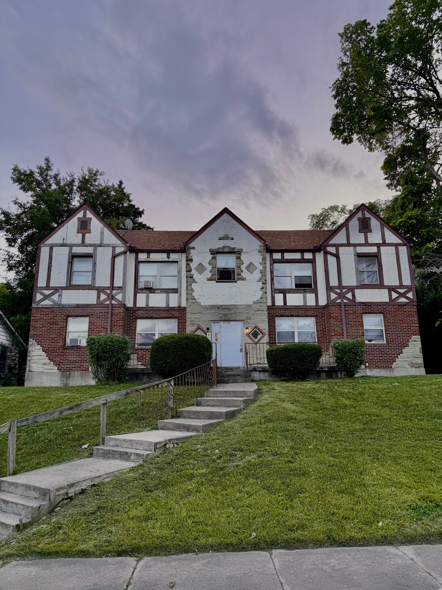 2039 Emerson Ave, Dayton, OH à vendre Photo du bâtiment- Image 1 de 1