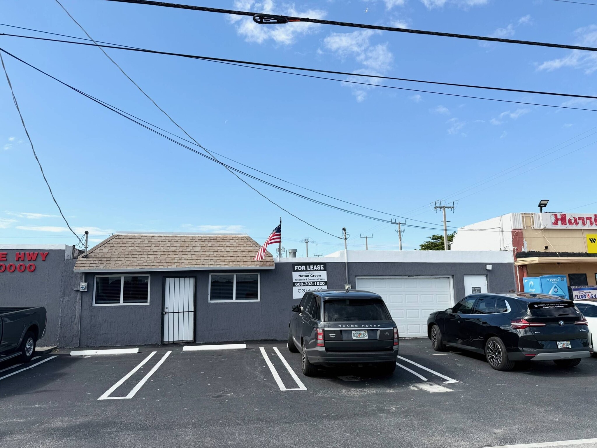 221-225 N Dixie Hwy, Hallandale Beach, FL for lease Building Photo- Image 1 of 19