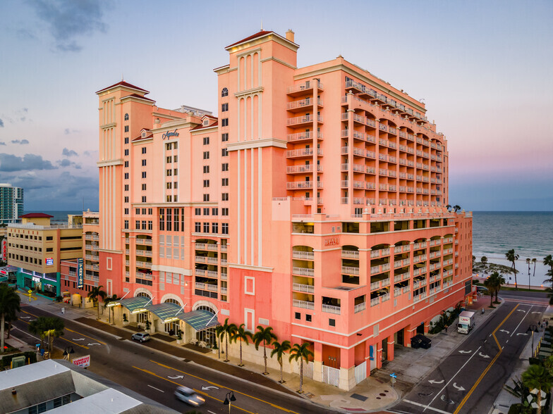 301 S Gulfview Blvd, Clearwater Beach, FL à vendre - Photo principale - Image 1 de 1