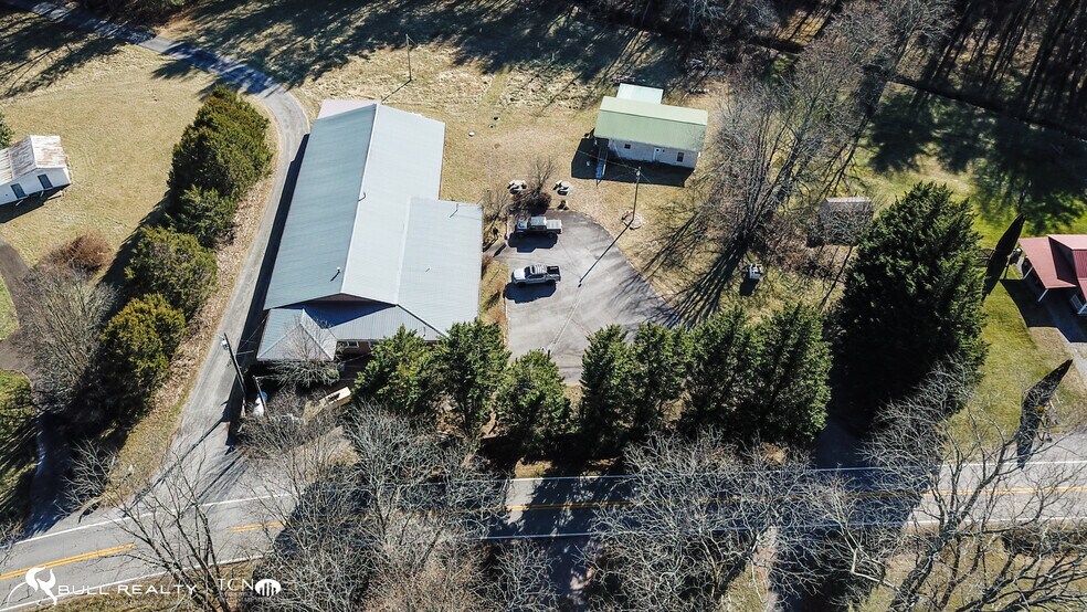 3464 Wolf Pen Gap Rd, Suches, GA à vendre - Photo du bâtiment - Image 3 de 47