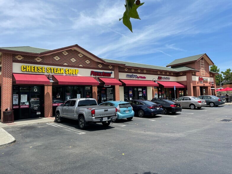 2150 Portola Ave, Livermore, CA à louer - Photo du bâtiment - Image 3 de 15