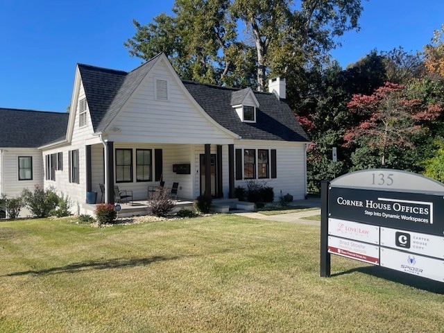 135 Confederate St, Fort Mill, SC for lease Interior Photo- Image 1 of 8