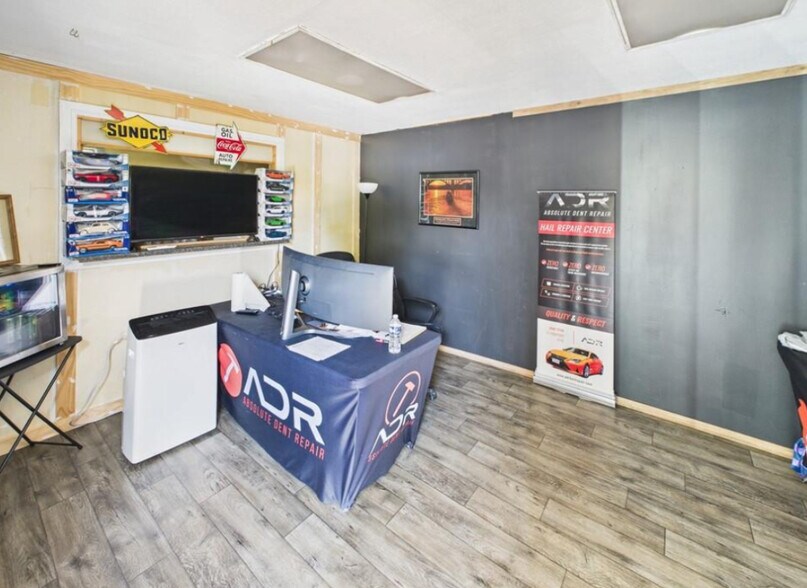 5042 Memory Hill Dr, Charleston, WV à vendre - Photo du bâtiment - Image 3 de 8