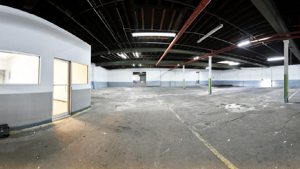 1030 Freeman St, Bronx, NY for lease - Building Photo - Image 3 of 4