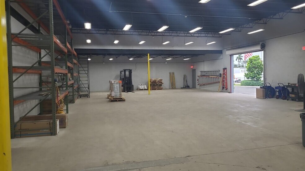 1921 Pembroke Rd, Hollywood, FL à louer - Photo intérieure - Image 3 de 25