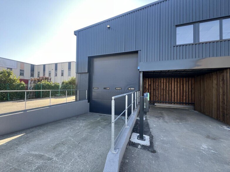 6 Avenue Armand Esders, Le Blanc-Mesnil à louer - Photo du bâtiment - Image 2 de 5