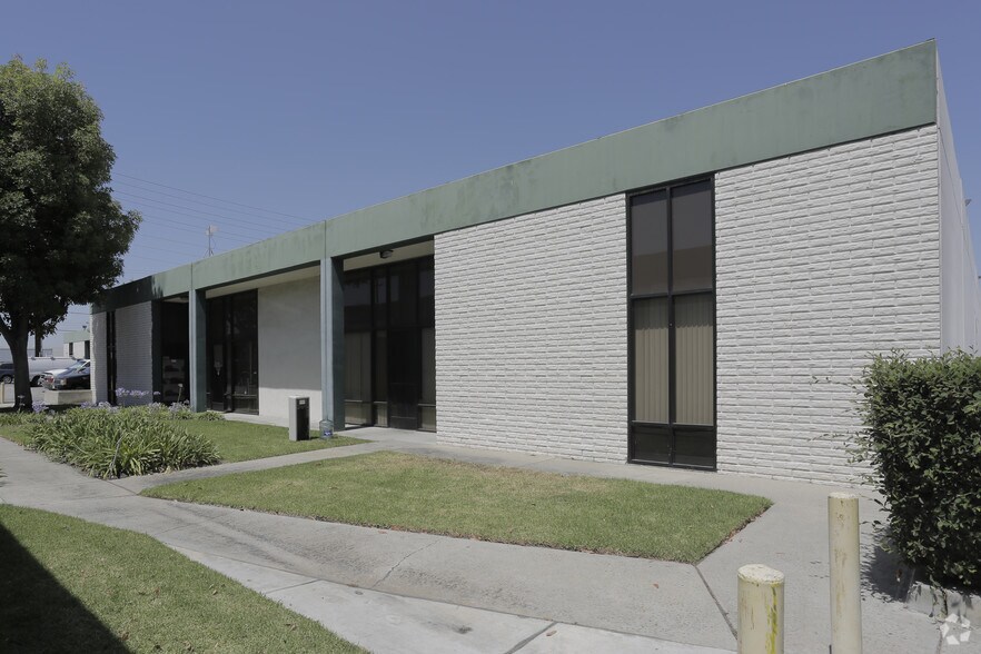 9624 John St, Santa Fe Springs, CA à louer - Photo principale - Image 1 de 23