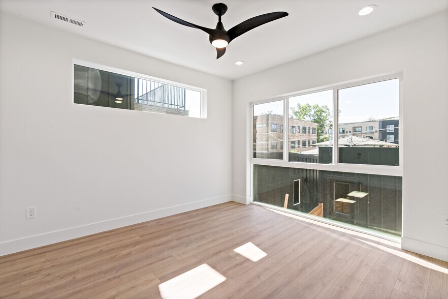 1273 Meade St, Denver, CO à vendre - Photo intérieure - Image 2 de 17