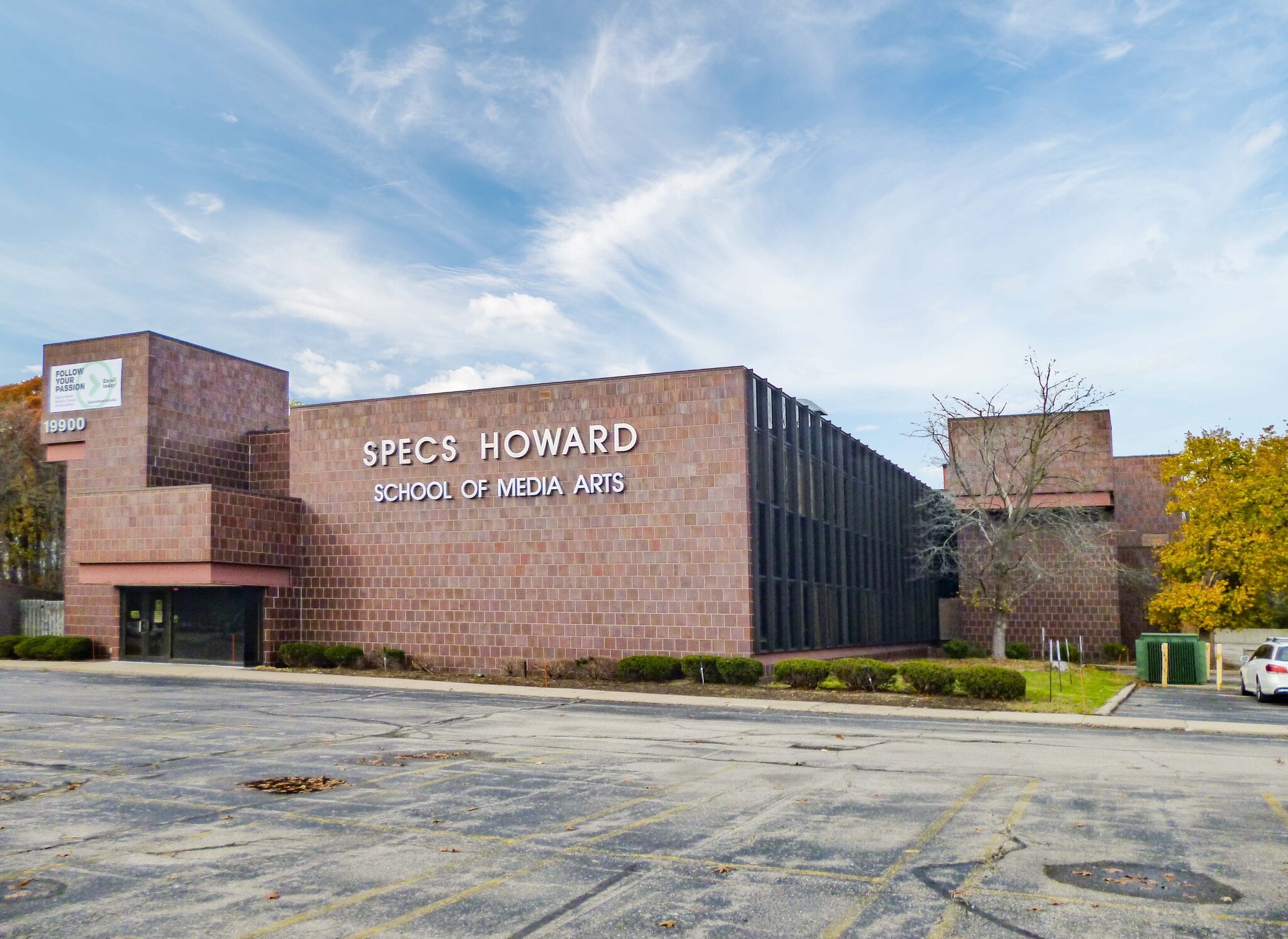 19900 W 9 Mile Rd, Southfield, MI for sale Primary Photo- Image 1 of 13