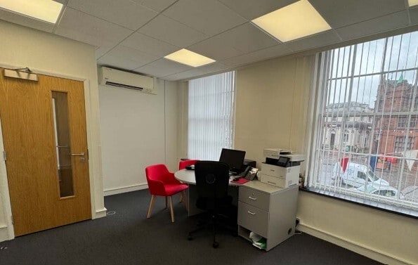 10 Market Sq, Penrith for sale - Interior Photo - Image 3 of 7