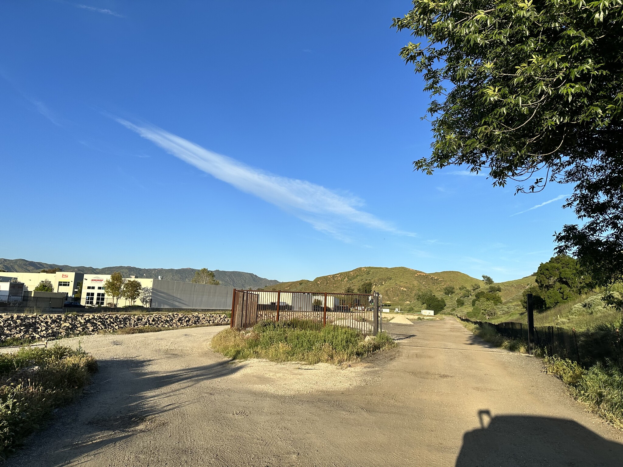 1750 S Tapo St, Simi Valley, CA for lease Primary Photo- Image 1 of 7