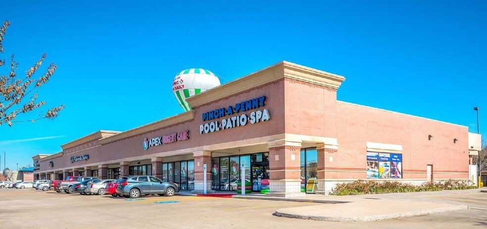12120-12234 Jones Rd, Houston, TX for lease - Building Photo - Image 3 of 7
