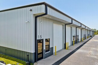 Plus de détails pour 877 NE 27th Ln, Cape Coral, FL - Industriel à louer