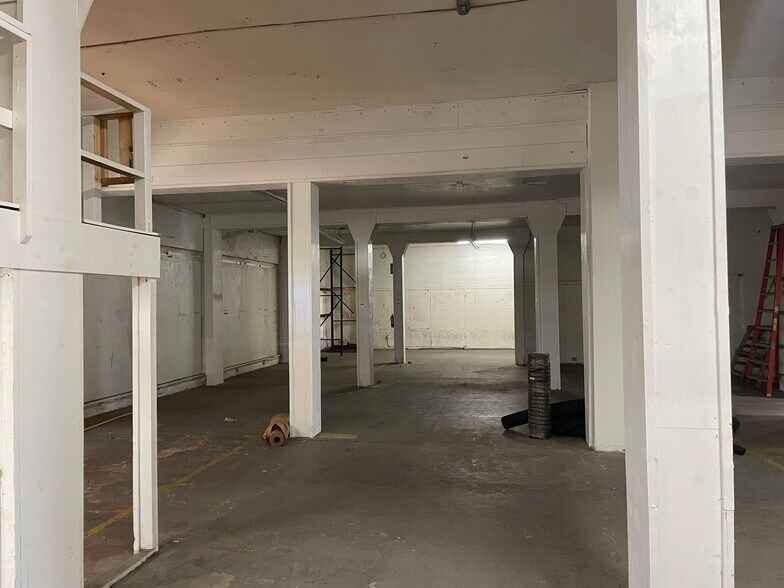 1922 Central Ave, Saint Petersburg, FL à louer - Photo du bâtiment - Image 3 de 5