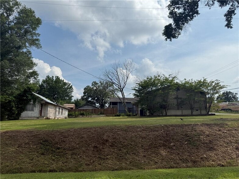 1203 S Glenwood Ave, Russellville, AR for sale - Building Photo - Image 3 of 11