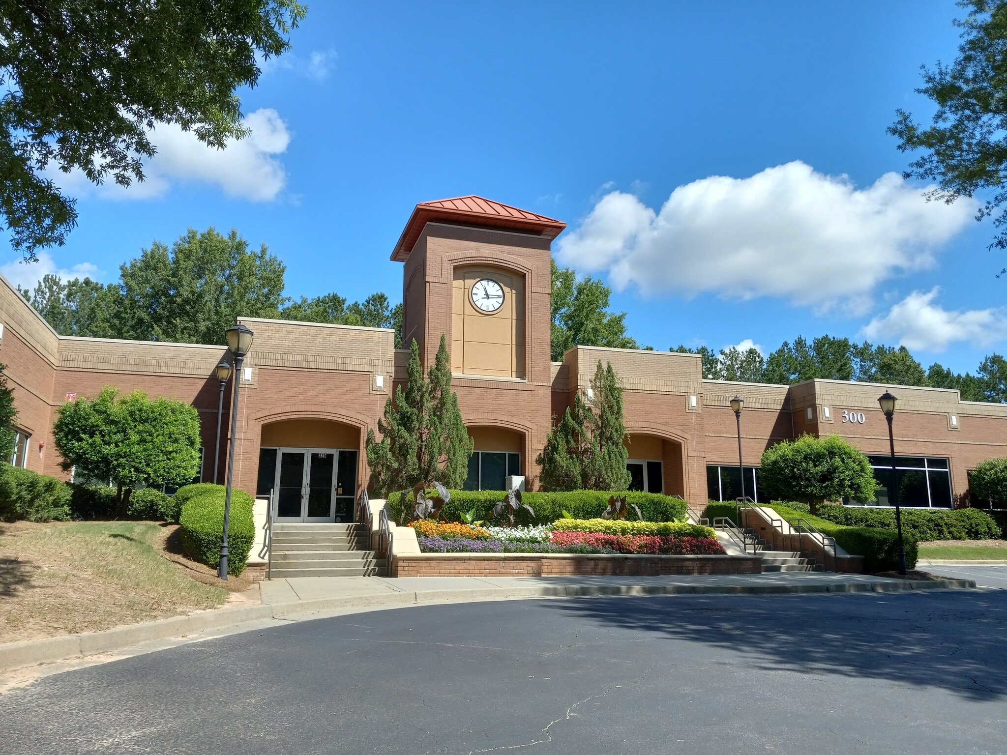 1255 Lakes Pky, Lawrenceville, GA for lease Building Photo- Image 1 of 8