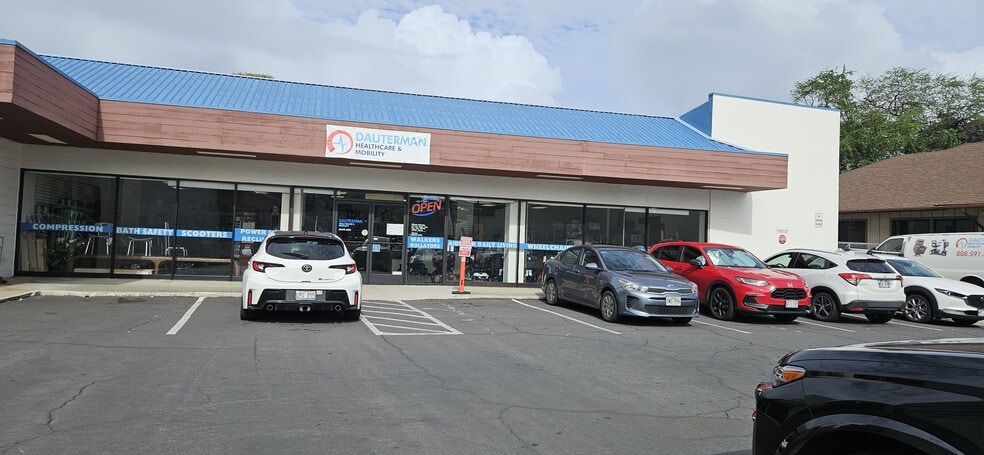 2700 S King St, Honolulu, HI for lease - Building Photo - Image 3 of 13