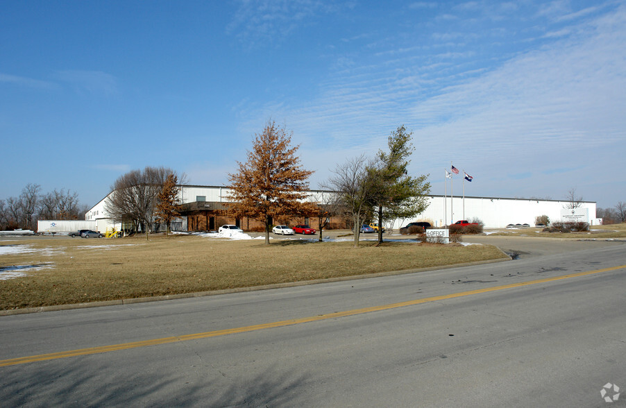 2501 Lemone Industrial Blvd, Columbia, MO à vendre - Photo principale - Image 1 de 1