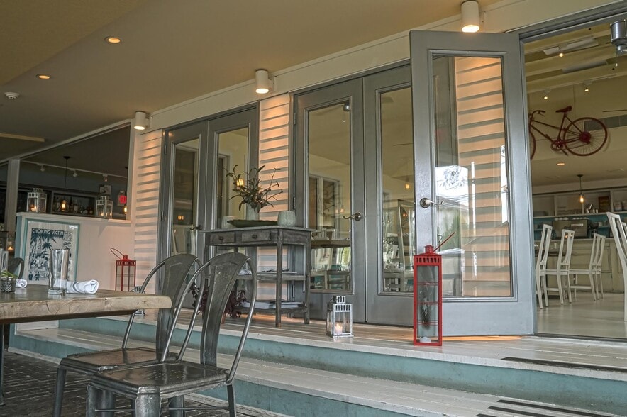 17 S Edison St, Montauk, NY à louer - Photo du bâtiment - Image 3 de 24