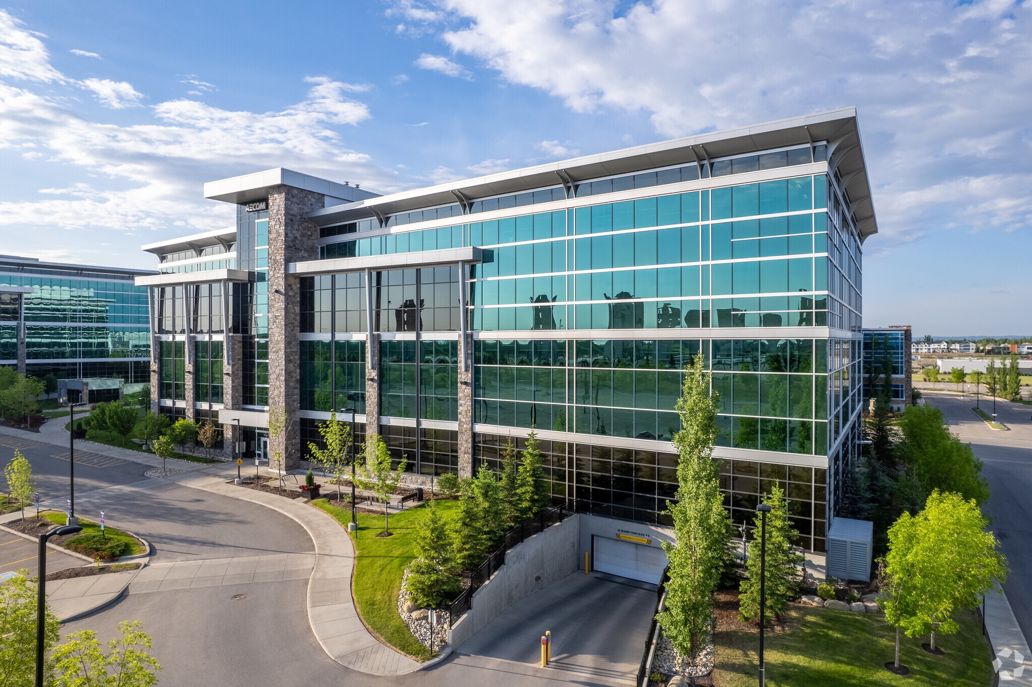 48 Quarry Park Blvd SE, Calgary, AB for lease Primary Photo- Image 1 of 9