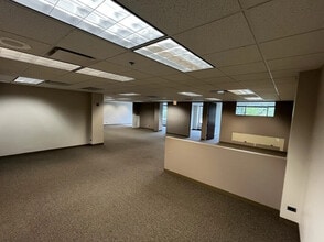 1200 Jorie Blvd, Oak Brook, IL à louer Photo intérieure- Image 2 de 11