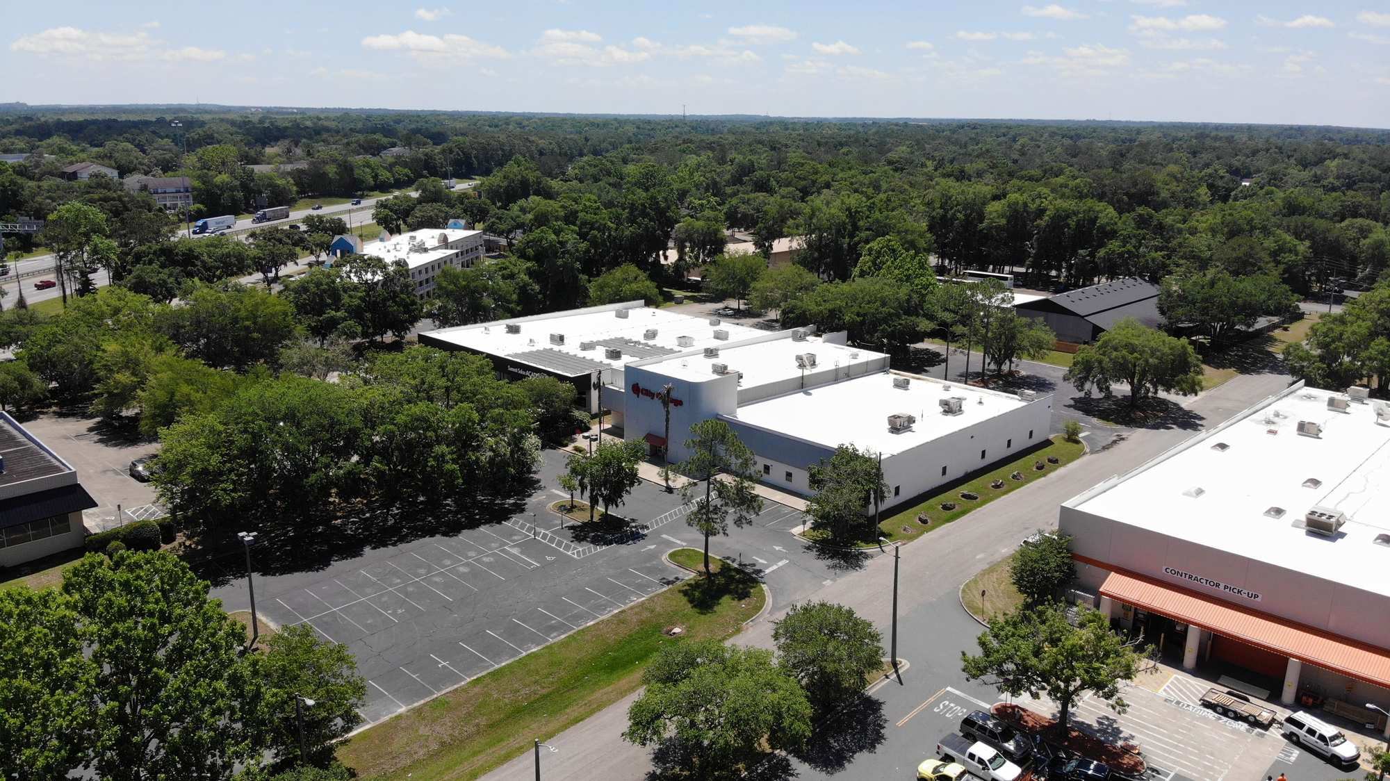 7001 NW 4th Blvd, Gainesville, FL à vendre Photo du bâtiment- Image 1 de 8