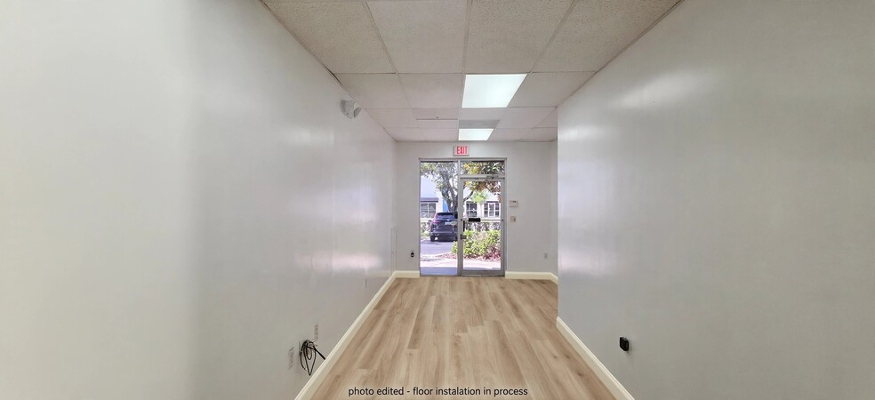 7810 Kingspointe Pky, Orlando, FL for lease - Building Photo - Image 3 of 51