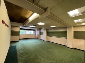 2 Old Church Rd, Cardiff for lease Building Photo- Image 2 of 6