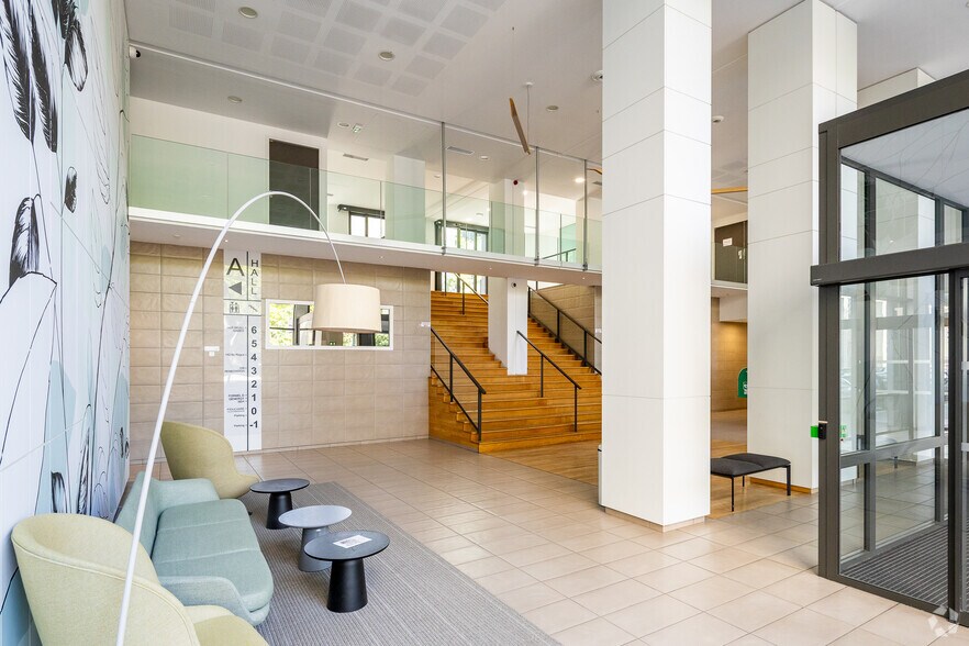 35-37 Rue Louis Guérin, Villeurbanne à louer - Hall d’entrée - Image 3 de 4