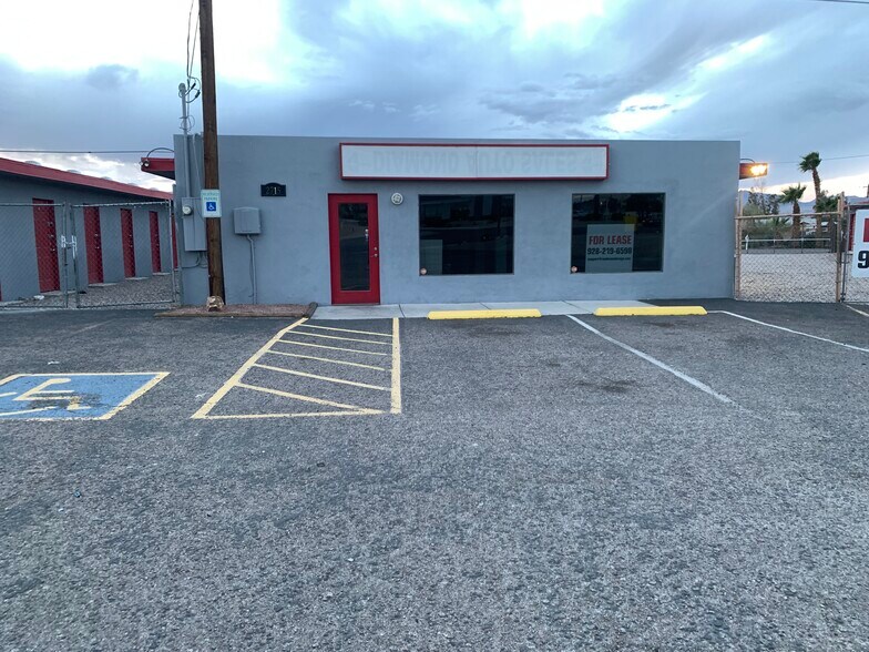 2715 Highway 95, Bullhead City, AZ à louer - Photo du bâtiment - Image 3 de 91