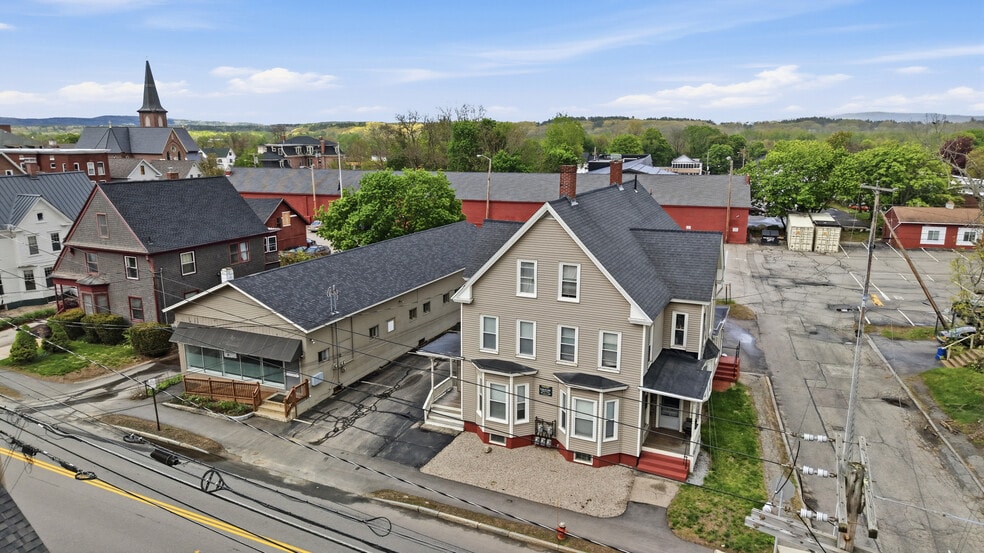 Two abutting parcels in downtown Concord portfolio of 2 properties for sale on LoopNet.ca - Building Photo - Image 3 of 17