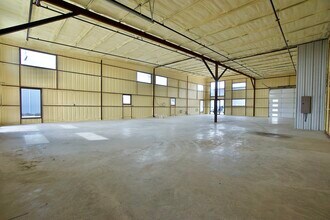 190 Ninety Four Ln, Taylor, TX for sale Building Photo- Image 2 of 6