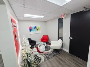 7680 Universal Blvd, Orlando, FL for lease Interior Photo- Image 1 of 12