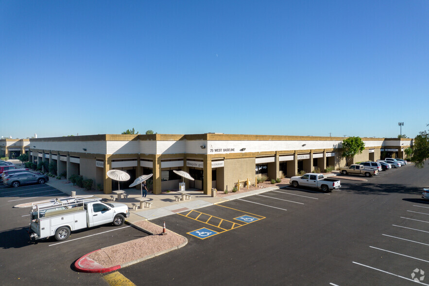 75 W Baseline Rd, Gilbert, AZ for lease - Primary Photo - Image 1 of 4