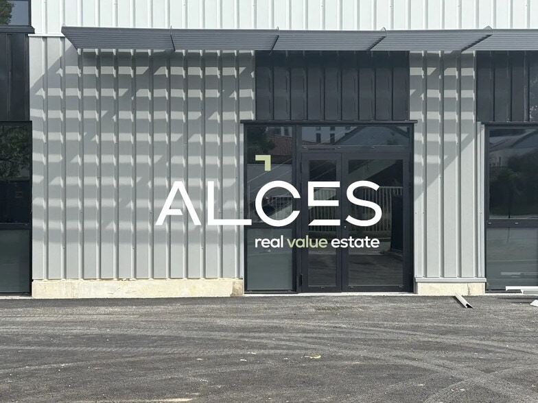 Flex dans Lormont à louer - Photo du bâtiment - Image 1 de 1