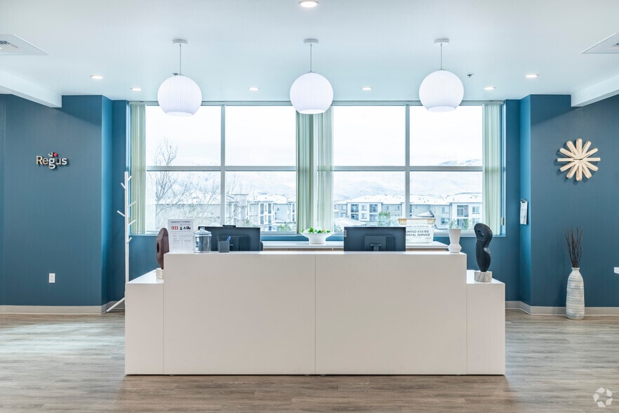 9805 Double R Blvd, Reno, NV à louer - Photo intérieure - Image 2 de 14