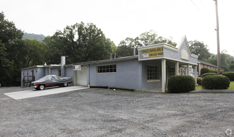 5239 John Marshall Hwy, Linden, VA for sale - Primary Photo - Image 1 of 1