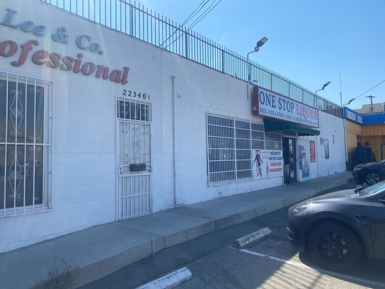 22540 S Western Ave, Torrance, CA à louer - Photo du bâtiment - Image 2 de 3