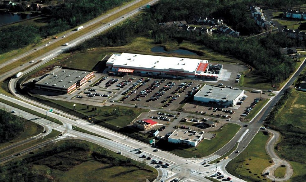 5114 W Holiday Dr, Peoria, IL à louer - Photo du bâtiment - Image 2 de 9