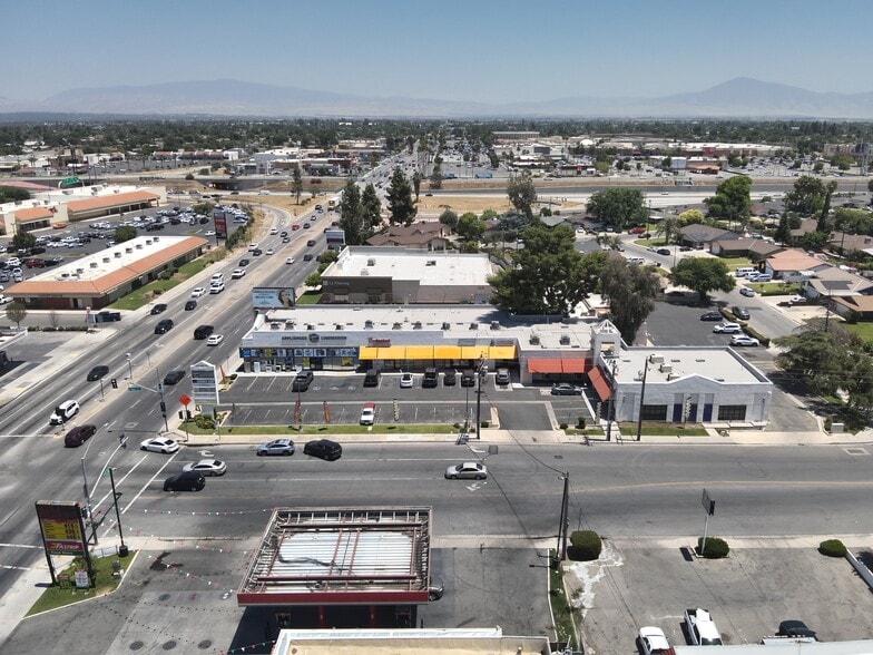 3699 Ming Ave, Bakersfield, CA for sale - Building Photo - Image 3 of 9