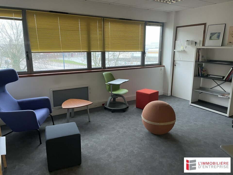 Office in Brest for sale Interior Photo- Image 1 of 7