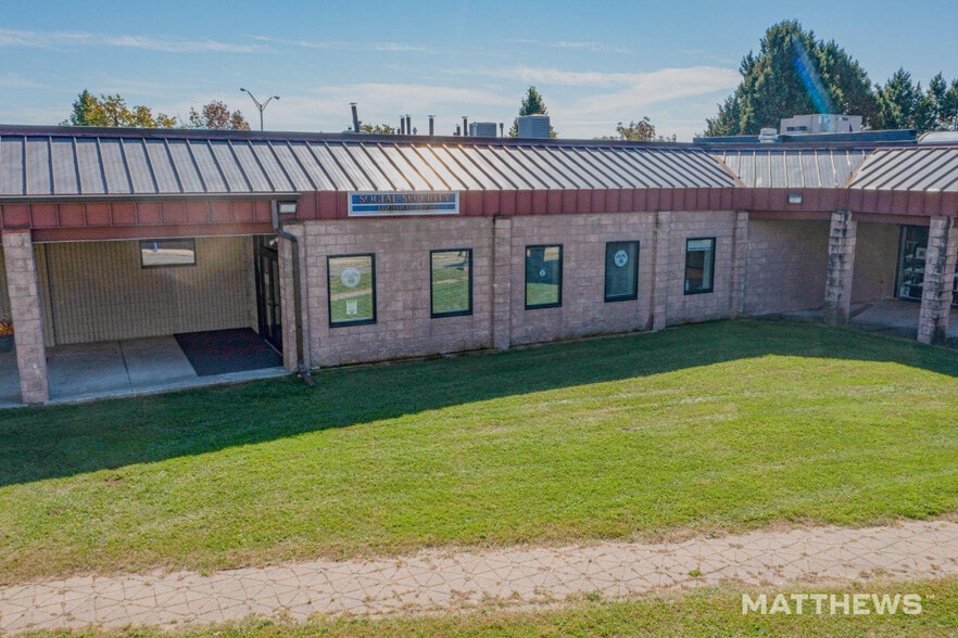 101 Ford St, Ogdensburg, NY for sale - Building Photo - Image 2 of 4