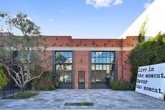 821-835 E 3rd St, Los Angeles, CA à louer Photo du bâtiment- Image 1 de 4