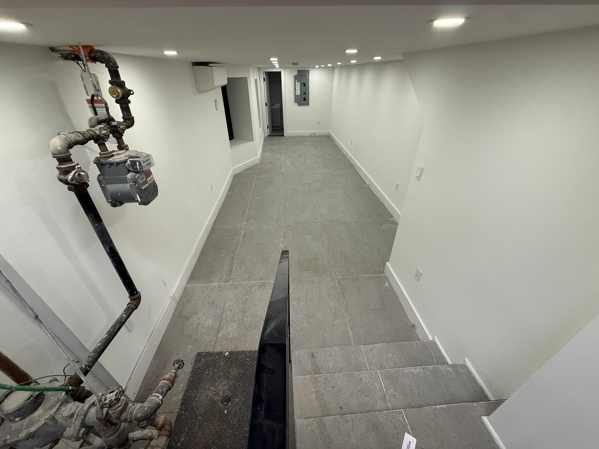 452 W 36th St, New York, NY à louer Photo intérieure- Image 1 de 3