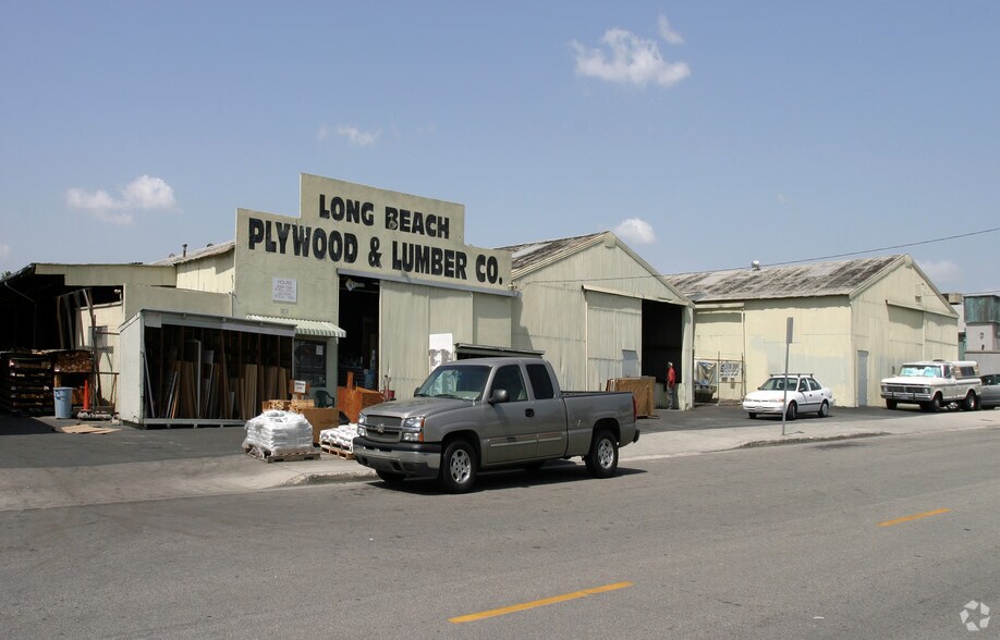 1855-1855 Freeman Ave, Signal Hill, CA à vendre - Photo principale - Image 2 de 3