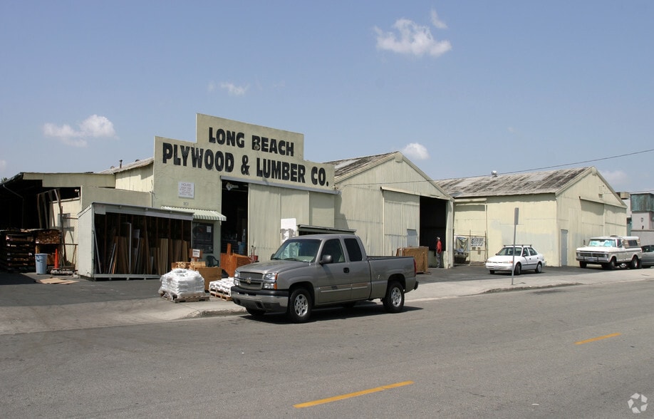 1855-1855 Freeman Ave, Signal Hill, CA for sale - Primary Photo - Image 2 of 3