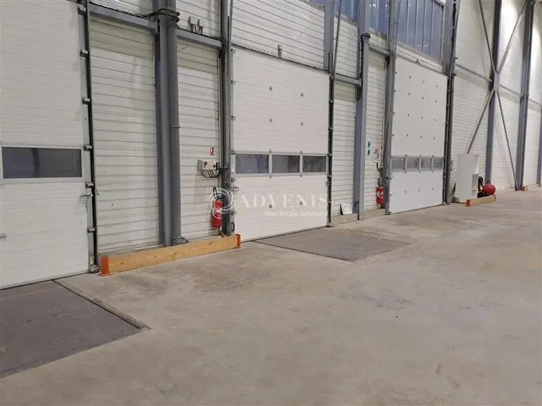 Local d'activités dans Sainte-Luce-sur-Loire à vendre - Photo intérieure - Image 3 de 3