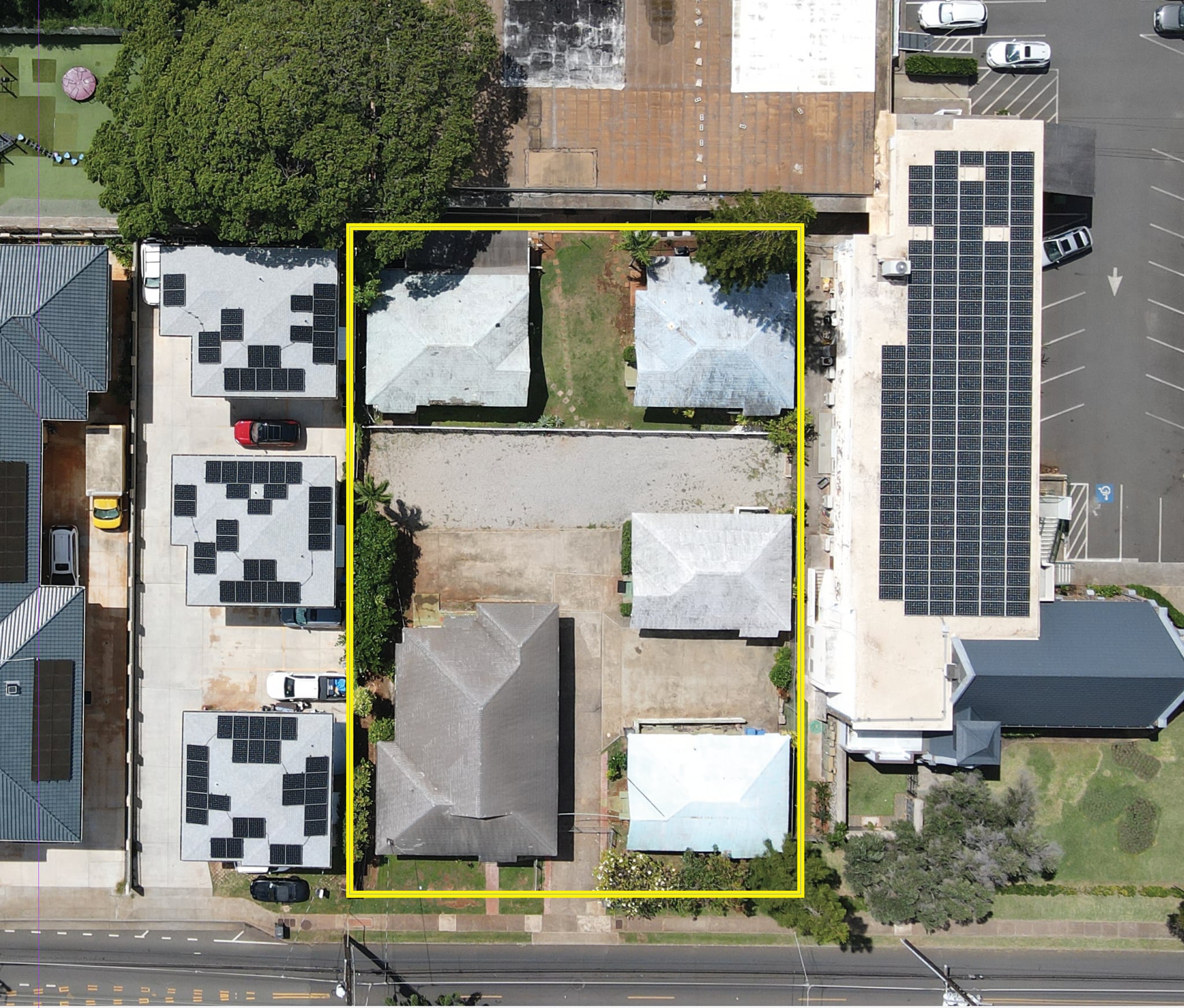 3513 Harding ave, Honolulu, HI for lease Primary Photo- Image 1 of 8